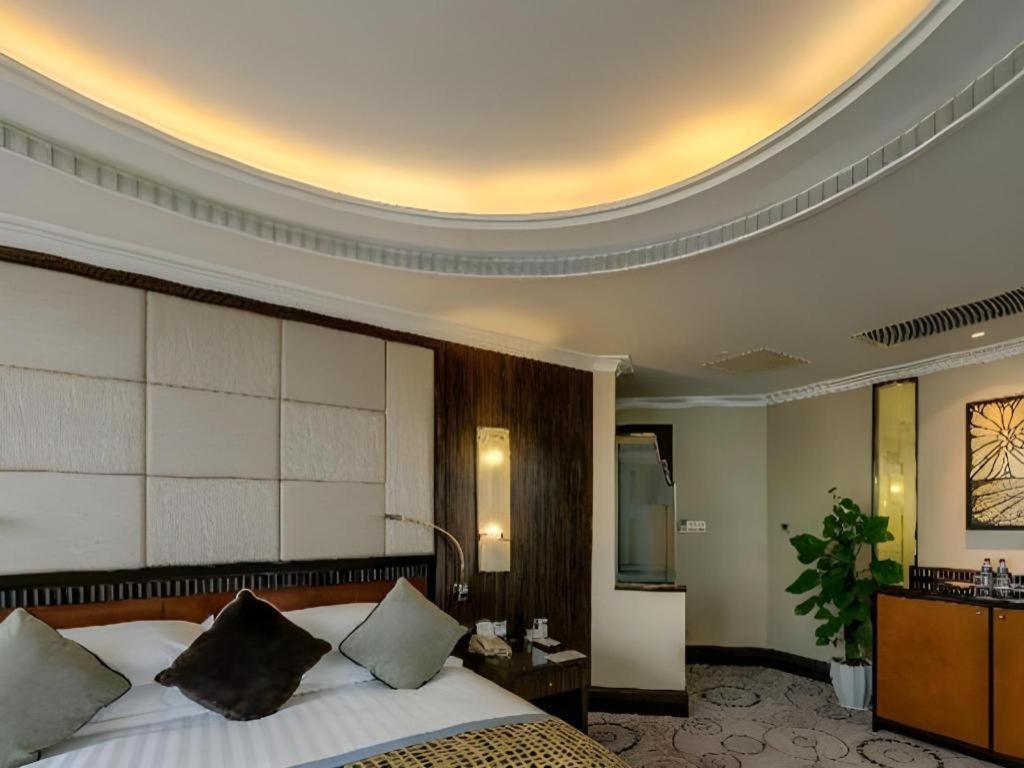 Grand Soluxe Zhongyou Hotel Shanghai Exterior foto