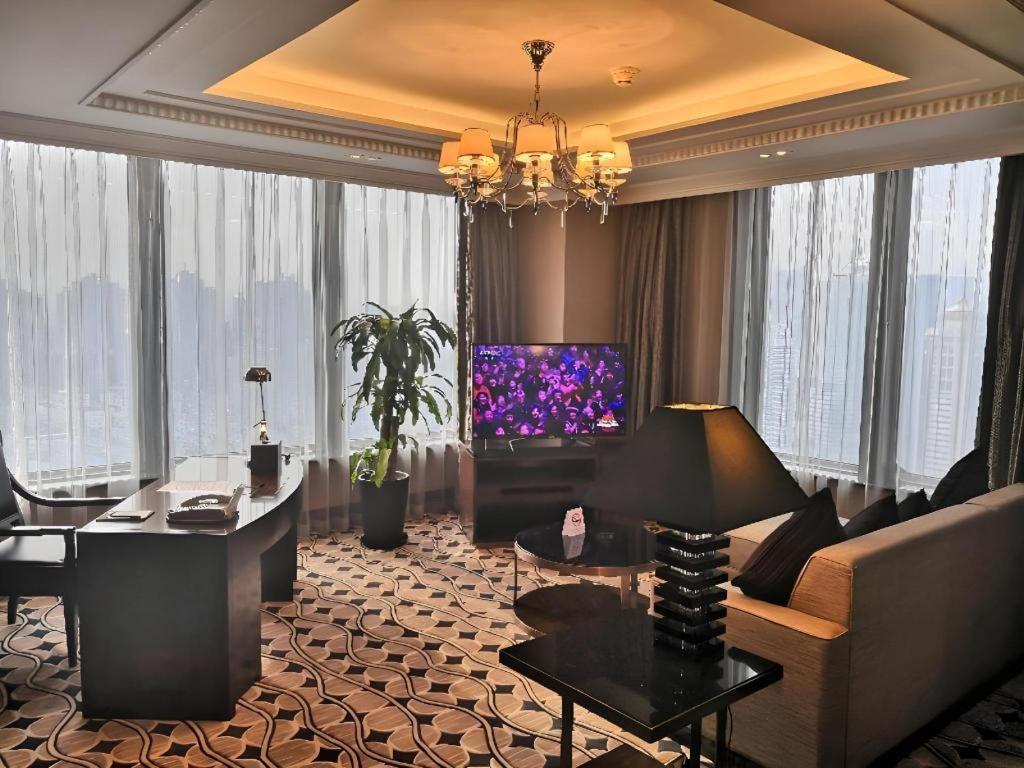 Grand Soluxe Zhongyou Hotel Shanghai Exterior foto