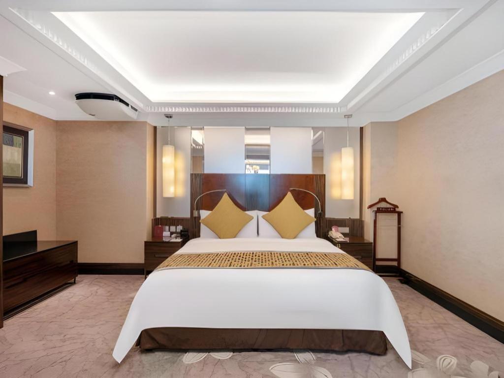 Grand Soluxe Zhongyou Hotel Shanghai Exterior foto