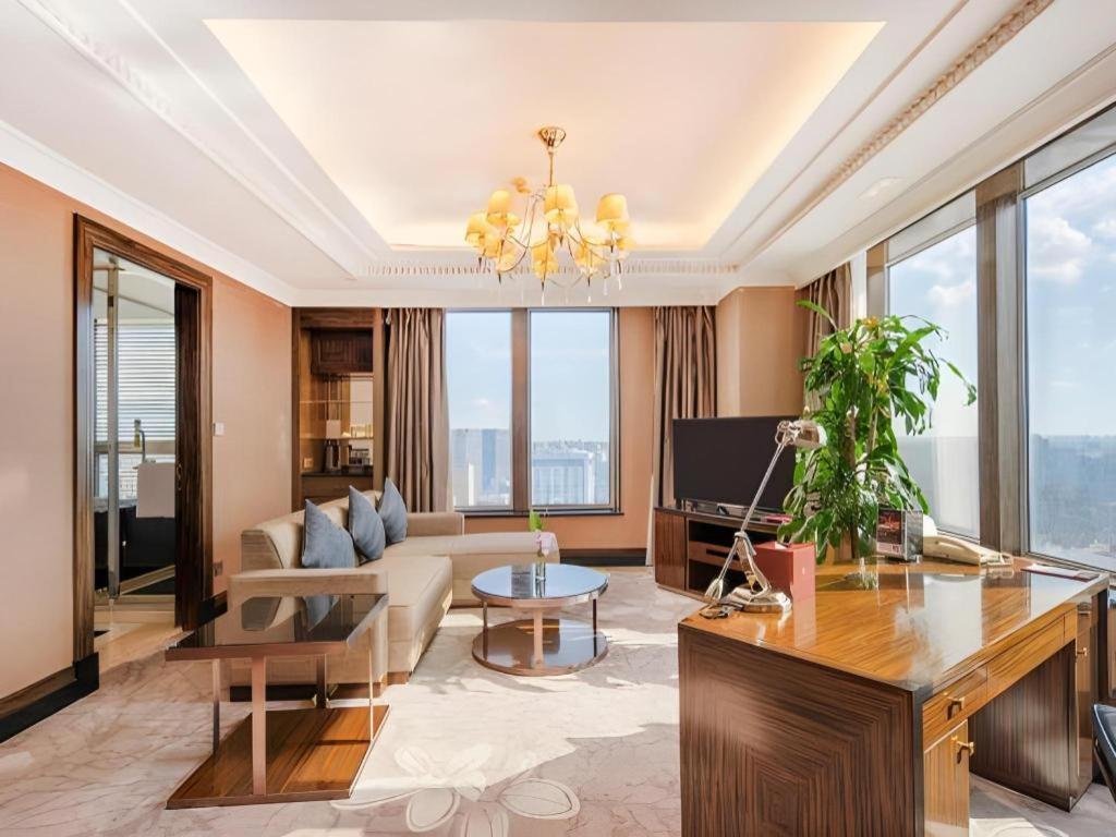 Grand Soluxe Zhongyou Hotel Shanghai Exterior foto